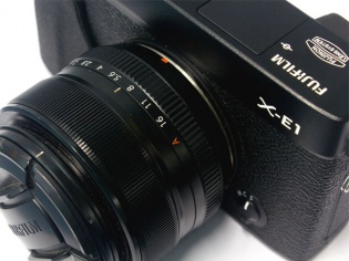 Review: Fujifilm X-E1 — A Retro-Style Compact Mirrorless Camera Review: Fujifilm X-E1 — A Retro-Style Compact Mirrorless Camera
