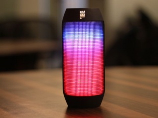 JBL Pulse: Preview And Image Gallery JBL Pulse: Preview And Image Gallery